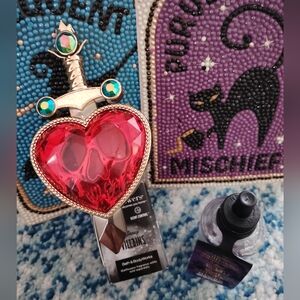 Bath & Body Works Evil Queen  Refill & Red Heart Evil Queen Wallflower Plug In